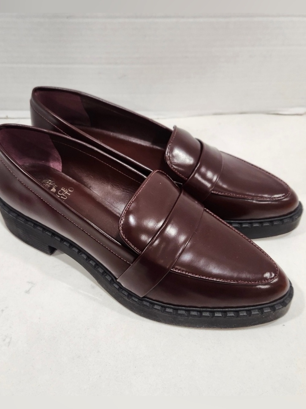 New* Vince Camuto Echika Loafer Womens 9.5 Burgundy Leather Heels Platform